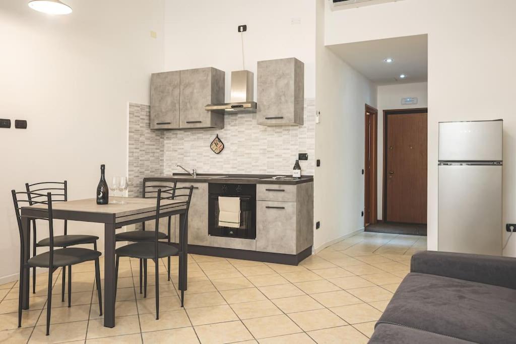 Al Torrente Apartment Monza - Milano + Free Wifi Seveso Esterno foto